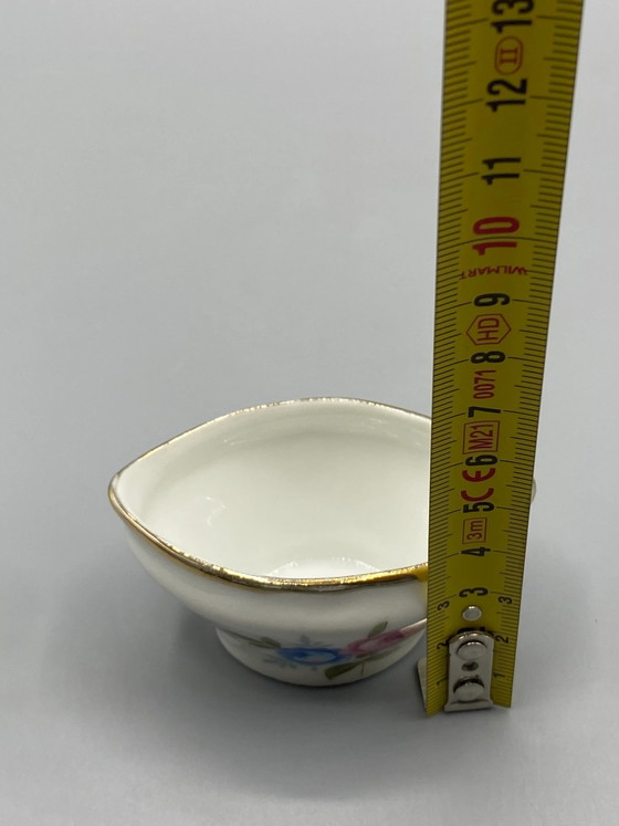 Saucière miniature en porcelaine florale des années 1950-1970 – Objets déco (photo 4 of 4)