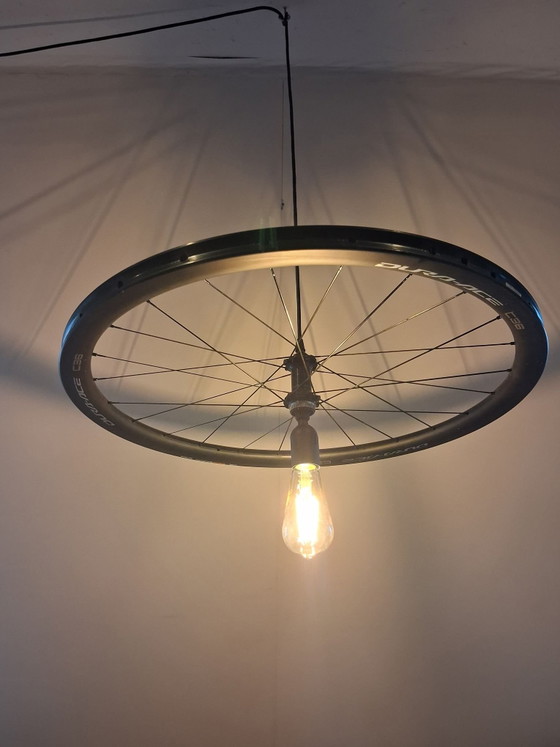 Lamp made from a carbon bicycle wheel – Pendant lamps, Other (photo 2 of 5)