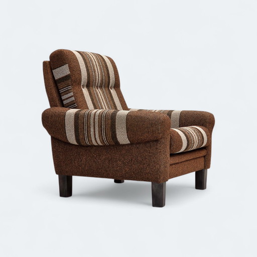 1970s, Danish club chair, original wool upholstery, very good condition.