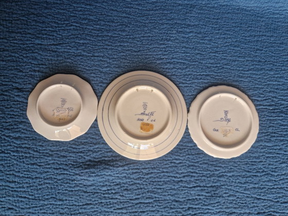 Image 1 of Tre piatti decorativi ceramica  Delft