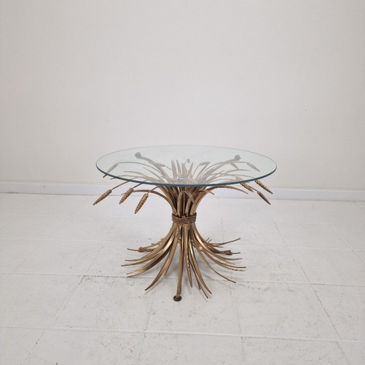 Hollywood Regency vergoldeter Couchtisch im Coco Chanel Stil im Stil der Weizengarbe, 1970er