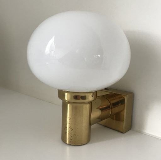 Lampe murale vintage des années 1970 Lampe boule en verre au lait blanc Opaline