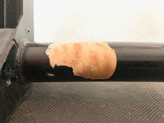 Image 1 of 4 sedie da pranzo Friso Kramer 'Revolt' dal design vintage + tavolo