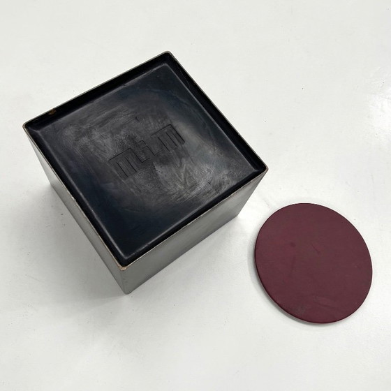 Image 1 of Sgabello a cubo nero e bordeaux Il Kubile di MIM Roma, anni '70