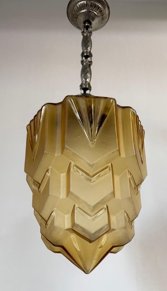 Image 1 of Impresionante lámpara colgante antigua de cristal amarillo dorado estilo rascacielos, década de 1930.
