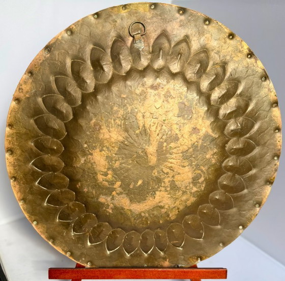 Grand Plat Mural Vintage en Laiton / Plateau Gravé avec Motif Paon – Bols, Brass (photo 7 of 9)