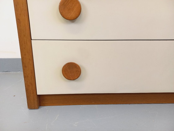 Image 1 of Secrétaire meuble de rangement vintage en bois de chêne et mélaminé blanc écru des années 70