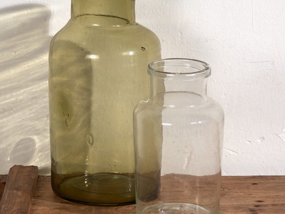 Antike Glasgefäße (ca. 1920). 2-teiliges Set #46 – Gläser & Karaffe (photo 2 of 16)