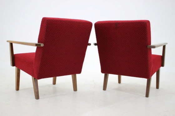 Image 1 of Een paar beukenhouten fauteuils in mid-century modern stijl uit de jaren 60, afkomstig uit Tsjecho-Slowakije.
