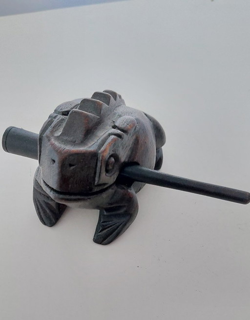 Instrument grenouille en bois, marron foncé