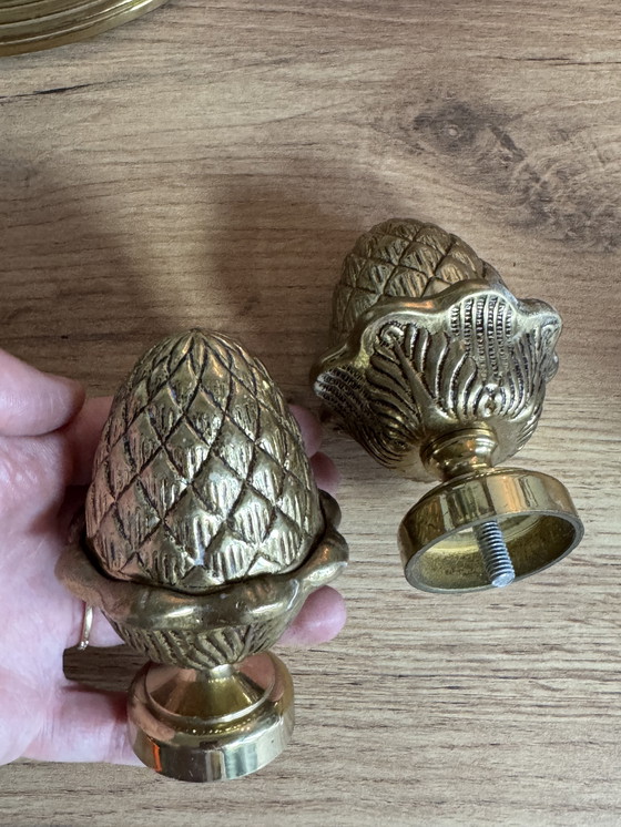 Image 1 of Paire de pommes de pin bronze 