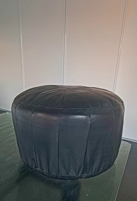 Image 1 of Xl lederen poef