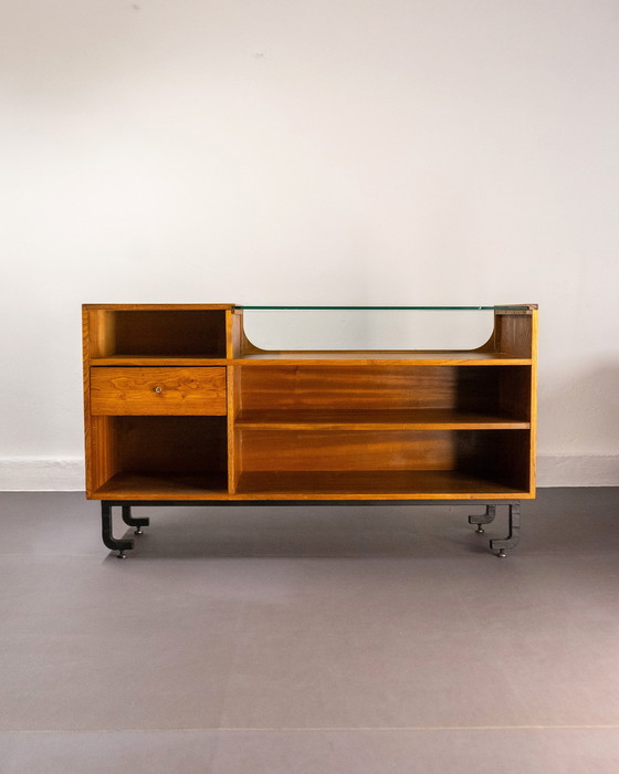 Image 1 of Bancone da negozio vintage con espositore in vetro in castagno, Spagna, circa 1970