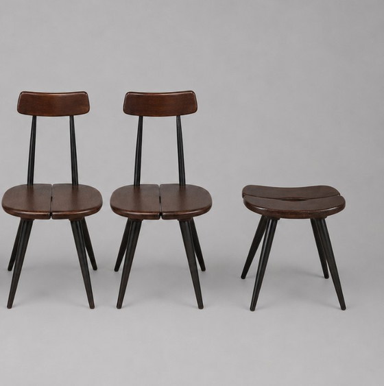 Image 1 of Vier stoelen mod. Pirkka en kruk voor Laukaan Puu, Finland