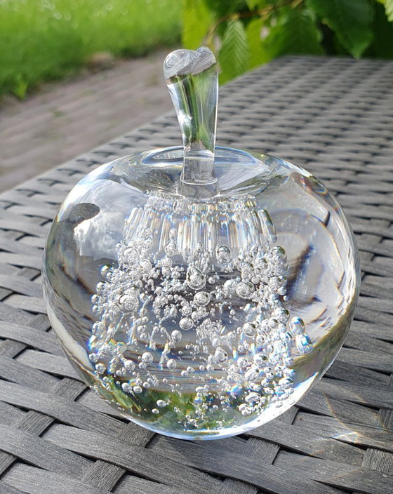 Image 1 of Royal Leerdam Appel Briefbeschwerer von Siem van der Marel