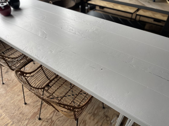 Image 1 of Old oak white Ral 9016. € 1,195.00