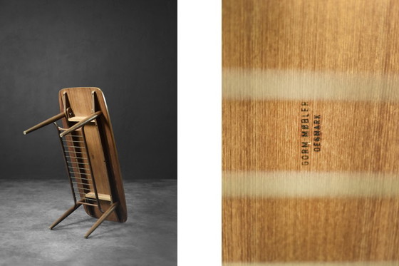 Image 1 of Tavolino danese moderno di metà secolo in teak Hyggebord 55 con ripiano di Gorm Møbler, 1956