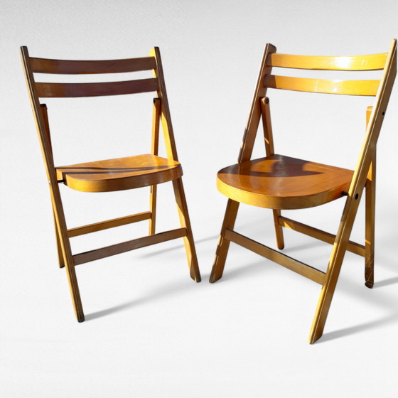 Image 1 of Coppia di sedie pieghevoli in legno di faggio di metà secolo
