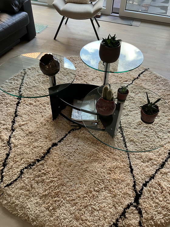 Image 1 of Table basse en verre avec piètement noir