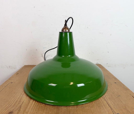 Image 1 of Lampada a sospensione in smalto verde industriale della Jackson Electrical Co., anni '60