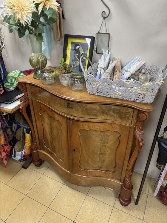 Image 1 of Commode ancienne en acajou