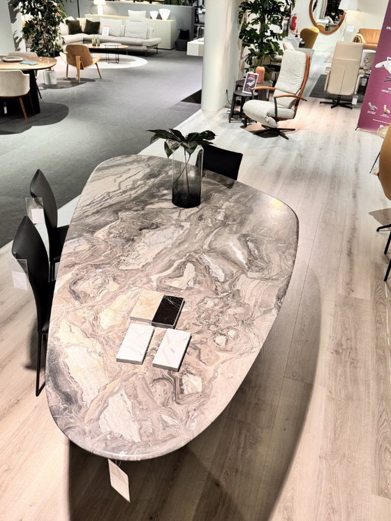 Image 1 of Kent van Draenert dining table in marble