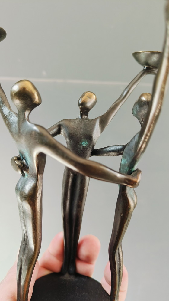 Image 1 of Corry van Ammerlaan Niekerk Statua in bronzo "Spirito di squadra"