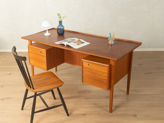 1960er Schreibtisch von Peter Løvig Nielsen – Holz (photo 3 of 12)