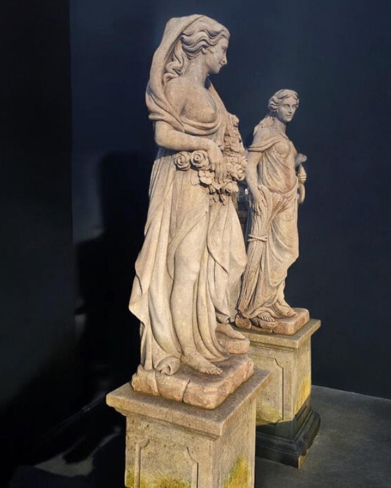 Statues Italiennes en Pierre Représentant les Quatre Saisons – Sculptures, Stone (photo 4 of 5)