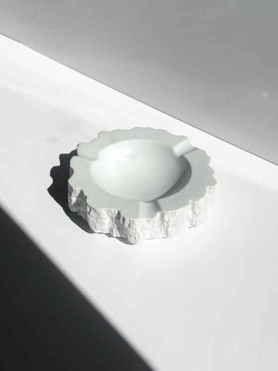 Posacenere vintage in porcellana, porcellana biscuit bianca, design brutalista, anni '70 – Ciotole, Porcelain (photo 3 of 5)