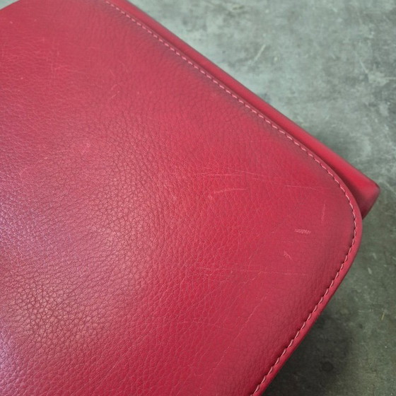 Image 1 of Rode Leren De Sede DS50 met Ottoman, Zwitserland Jaren 80