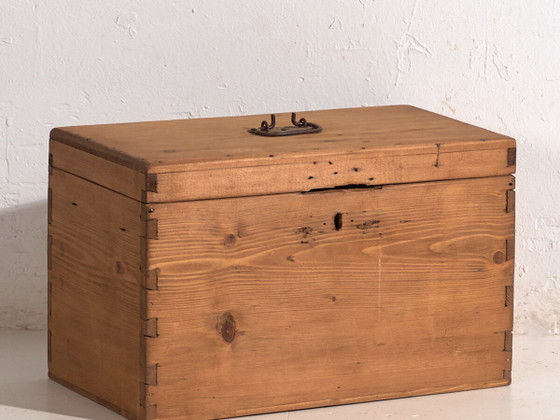 Small antique chest (c.1920) #11 – Chest of drawers, Rustic (photo 2 of 40)