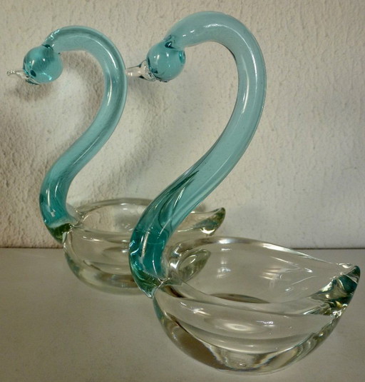 2x Glass swans in Murano style.