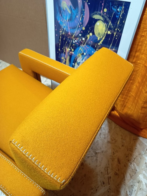 Image 1 of CASSINA Paire de fauteuils Utrecht 637 NEUF 2026 en laine KVARD Moutarde par Gerrit Rietveld