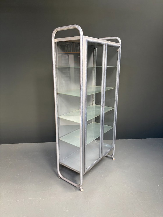 Image 1 of 2 vetrine mediche italiane d'epoca - Padova