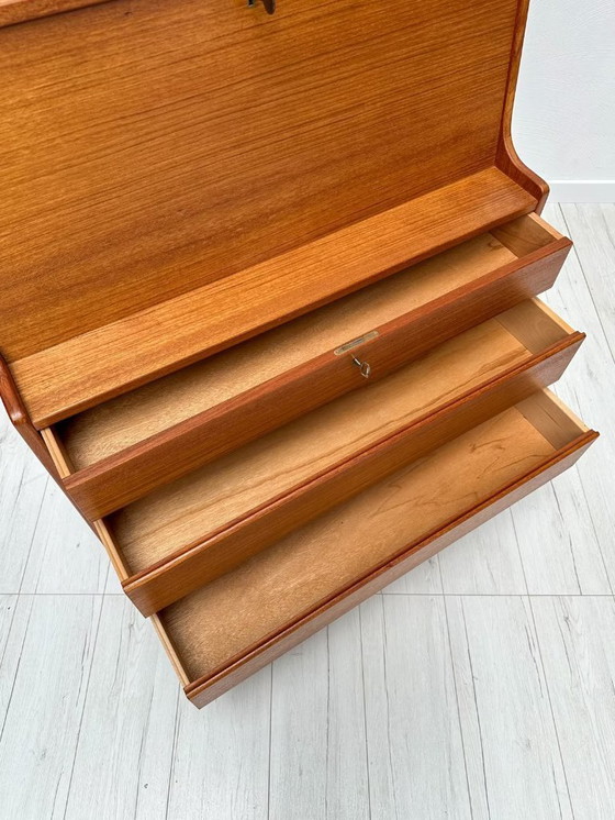 Image 1 of  Gabinetto danese vintage in teak 88 di Anre Wahl Iversen anni '60