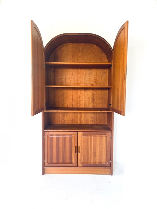 Vintage teakhouten boogkast, Dyrlund ‘70