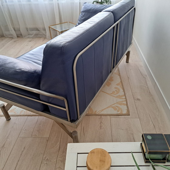 Image 1 of 2 1/2-Sitzer-Sofa aus Edelstahl mit Lederbezug