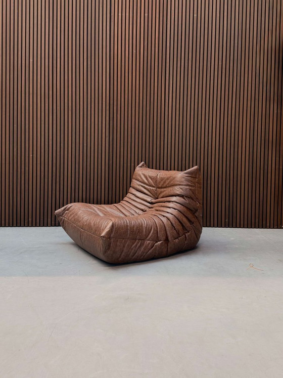 Ligne Roset Togo Fireside Fauteuil une place | Cuir moka – Leather (photo 3 of 7)