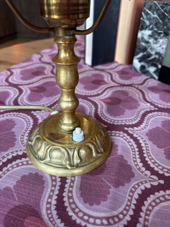 Image 1 of Lampe de table classique en laiton