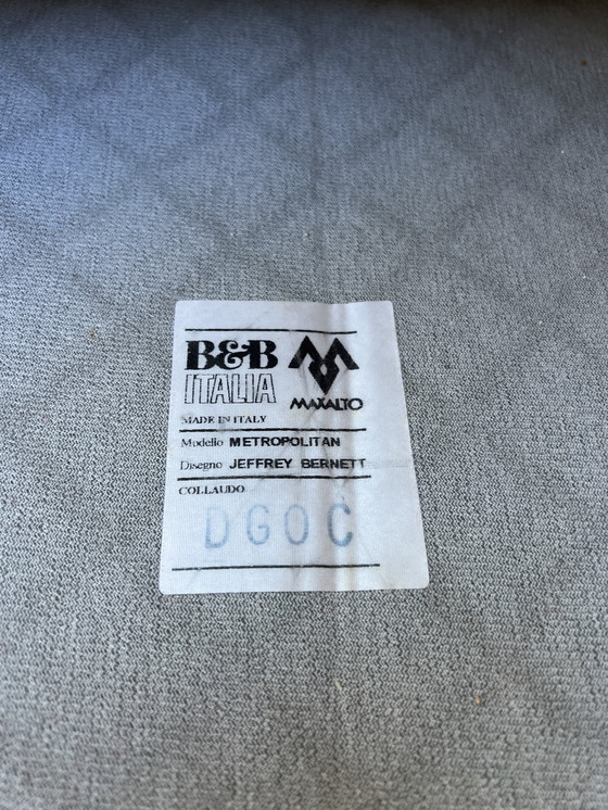 Image 1 of Poltrona B&B Metropolian Rossa