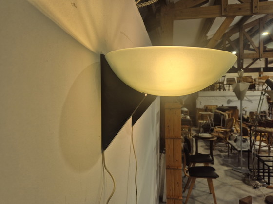 Image 1 of Een paar vintage Italiaanse postmoderne wandlampen