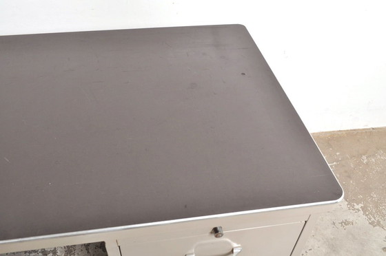 Image 1 of Scrivania vintage in acciaio Ahrend