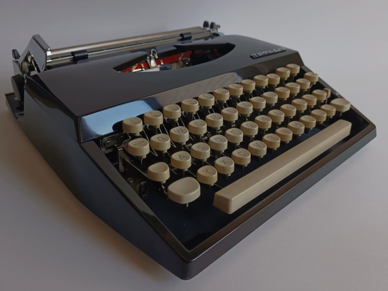 Image 1 of Machine à écrire Adler Tippa S restaurée (1971) QWERTZ