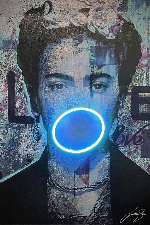 Lámpara LED de pared PopArt con diseño de Frida Kahlo y burbujas azules de LedMansion