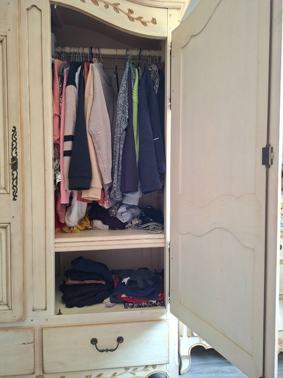 Image 1 of Armoire