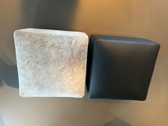 Image 1 of Pouf Minotti "West" colore beige e blu marine