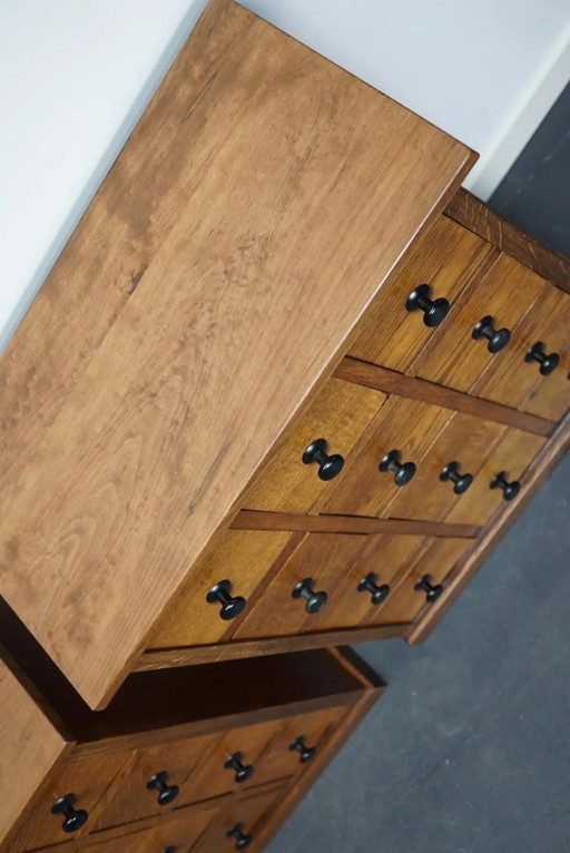 Conjunto de gabinetes de boticario vintage de roble francés, década de 1930