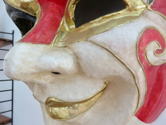 Image 1 of Masque Venitien XXL en papier maché, 1970