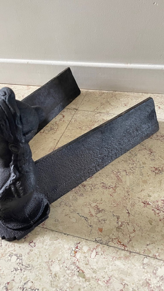 Image 1 of Perros de bomberos de hierro fundido antiguos para apartamentos